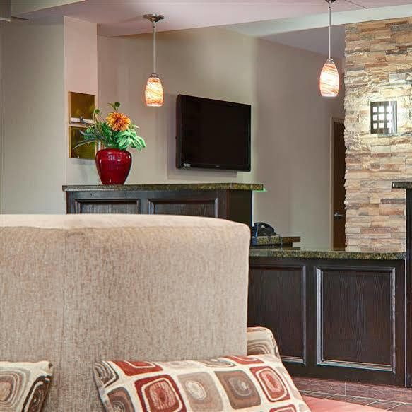 Best Western Plus & 3*